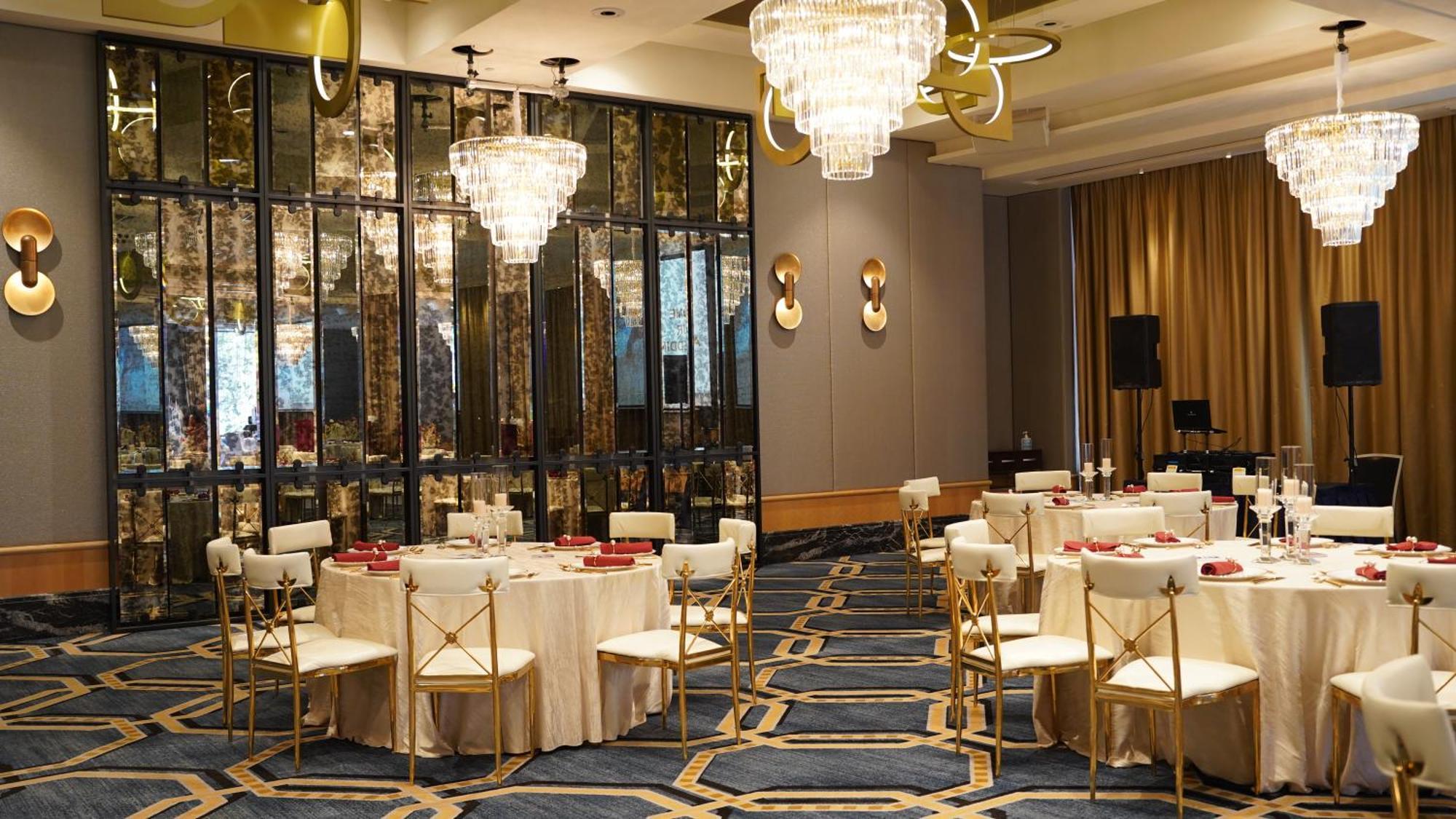 Amora Hotel Jamison Sydney Luaran gambar The ballroom